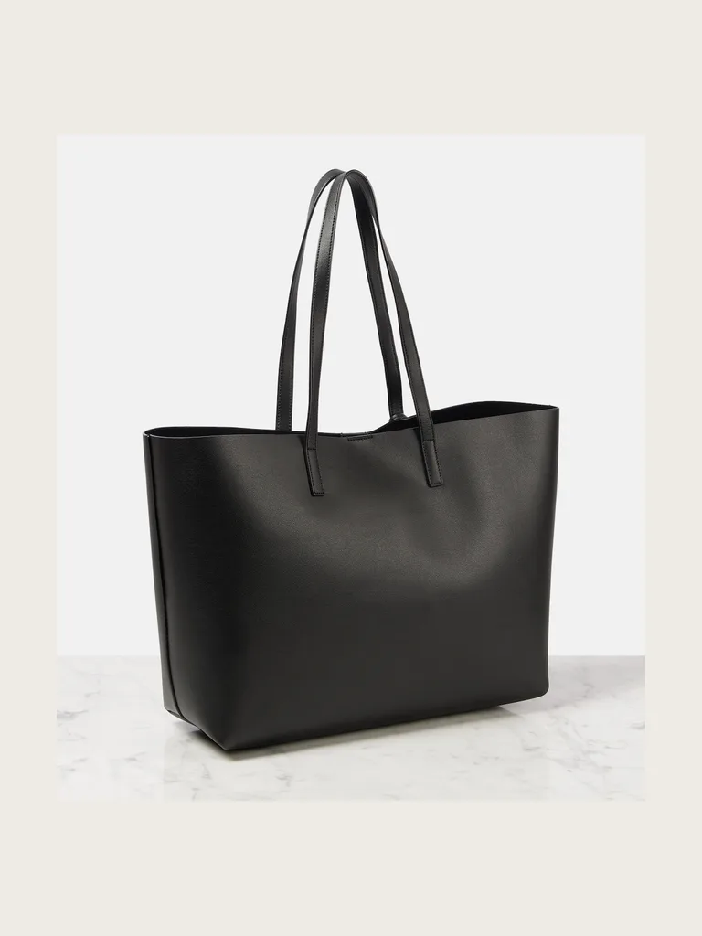 Shopping E/W leather tote bag